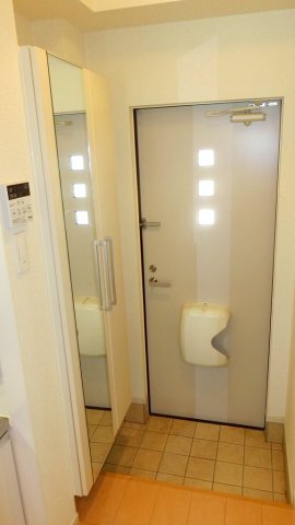 玄関　シンプルで使いやすい玄関です