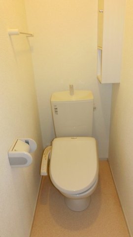 トイレ　落ち着いたトイレです