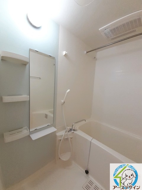 バス・シャワールーム　きれいなお風呂です