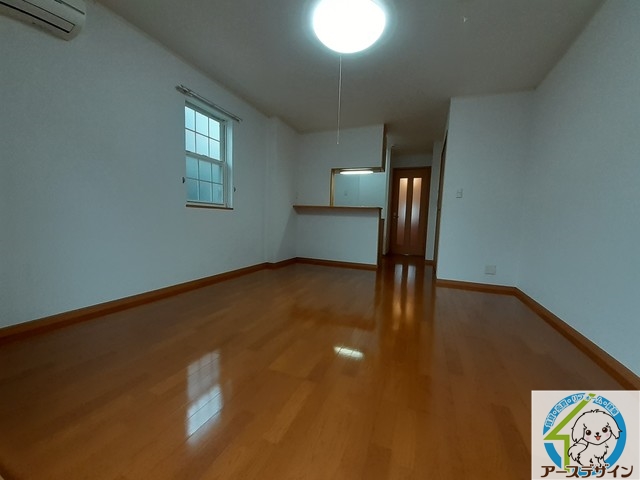 居室・リビング　ゆったりとした居間です