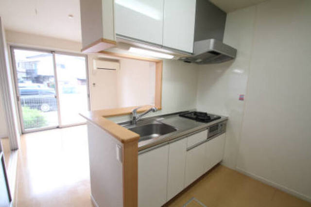 居室・リビング　キッチン