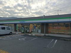 コンビニ　ファミリーマート舞鶴天台店（コンビニ）まで396m