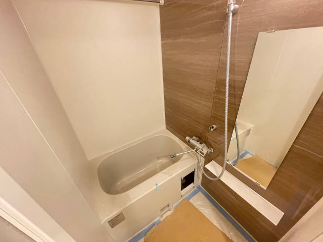 バス・シャワールーム　２０１号室の写真です。