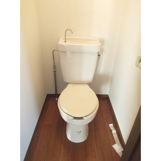 トイレ　きれいな内装です