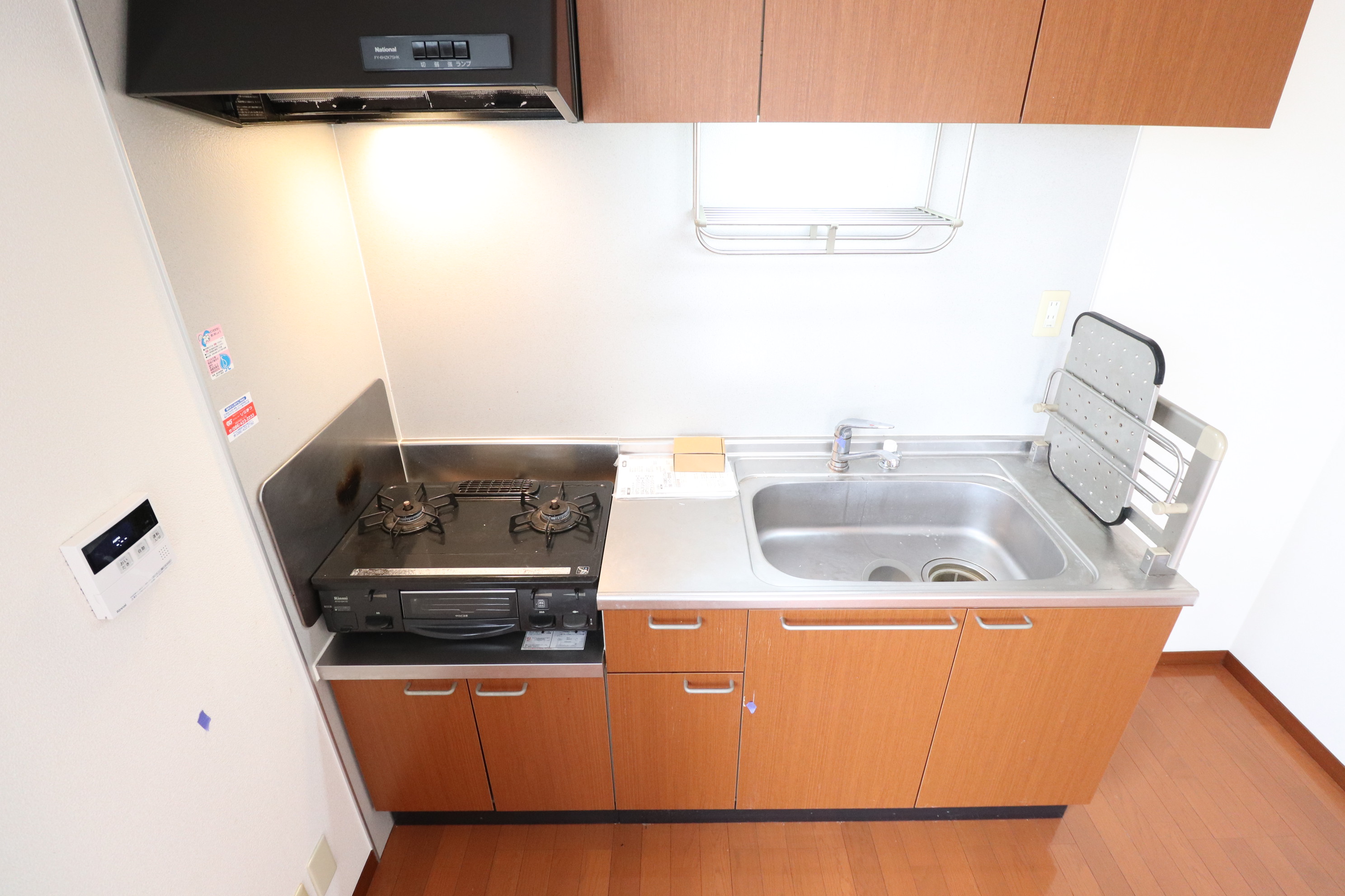 キッチン　嬉しいコンロ付き♪