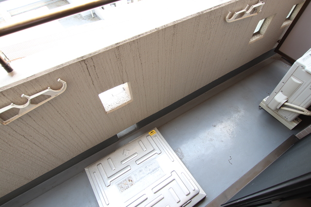 バルコニー　南東向きのバルコニー