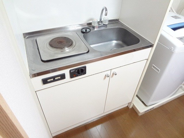 キッチン　安心安全の電気コンロ