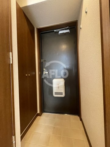 玄関　プレジオ中之島　玄関
