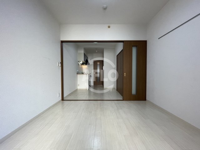 居室・リビング　プレジオ中之島　ダイニングキッチン