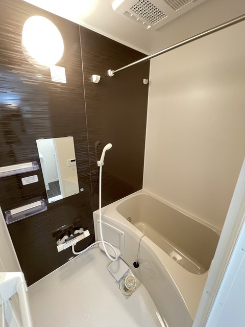 バス・シャワールーム　同施工会社参考写真です