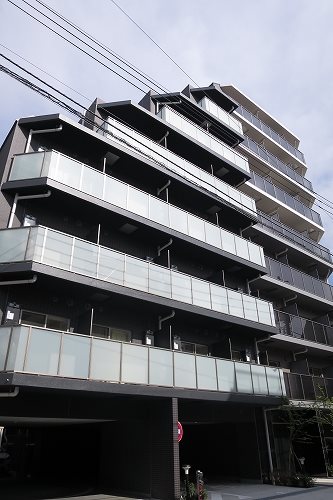 建物外観　落ち着いた雰囲気の外観です