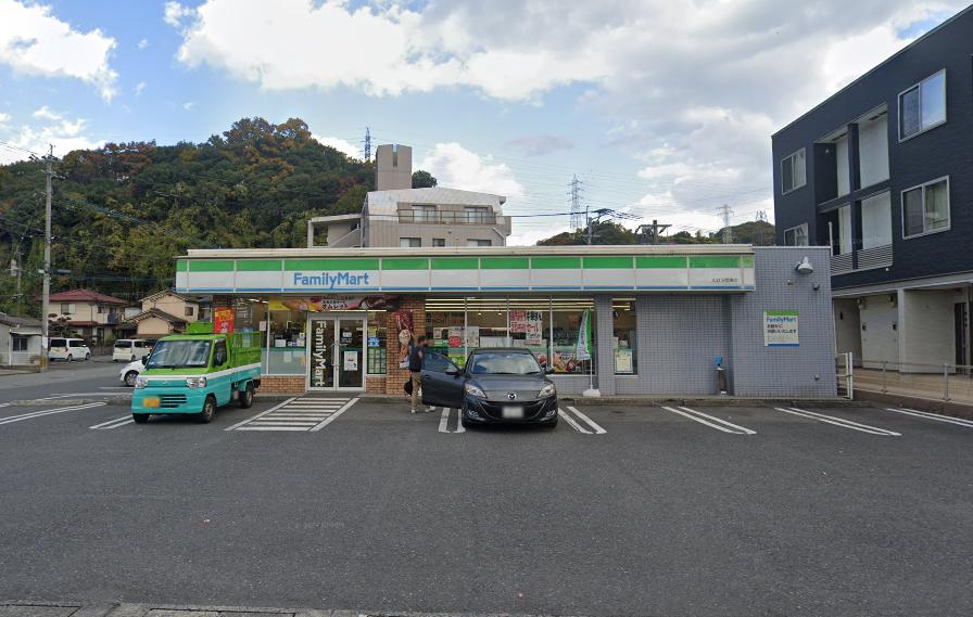 コンビニ　ファミリーマート 大分下郡東店（コンビニ）まで755m