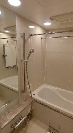 バス・シャワールーム　バス