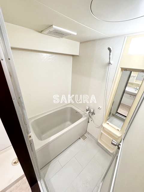 バス・シャワールーム　清潔感のある快適バスルーム♪