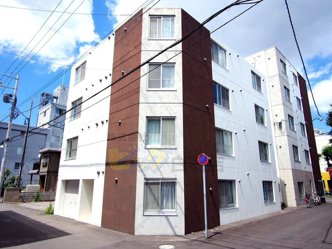 建物外観　お洒落なデザイナーズマンションです♪