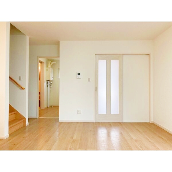 セキュリティ　安心のＴＶモニターホン設備が付いています♪