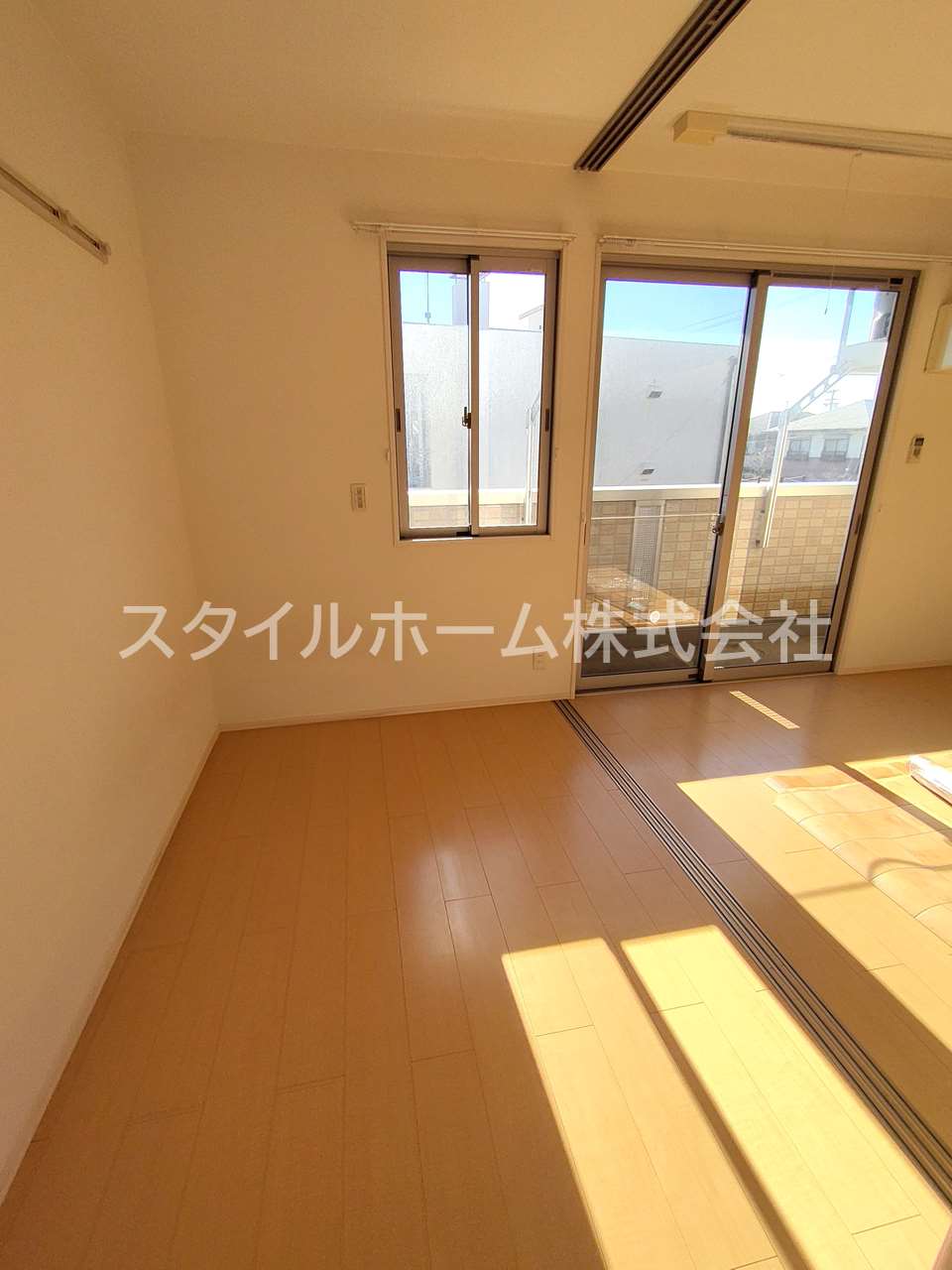 居室・リビング　別部屋写真です。