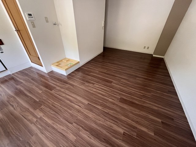 その他部屋・スペース　落ち着いて過ごせるお部屋なので、寝室にいかがでしょうか