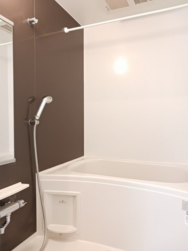 バス・シャワールーム　図面と現状に相違がある場合には現状を優先