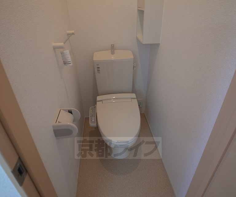 トイレ　ウォシュレット機能搭載のトイレです・