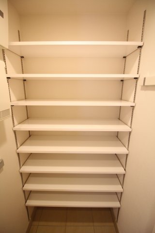 玄関　（同タイプ参考写真）ヒューリックレジデンス駒込　文京区本駒込