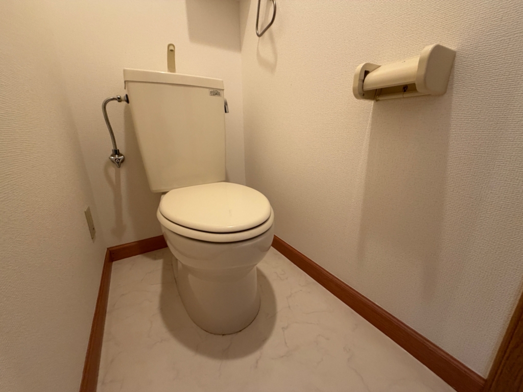 アジロガーデンのトイレ写真