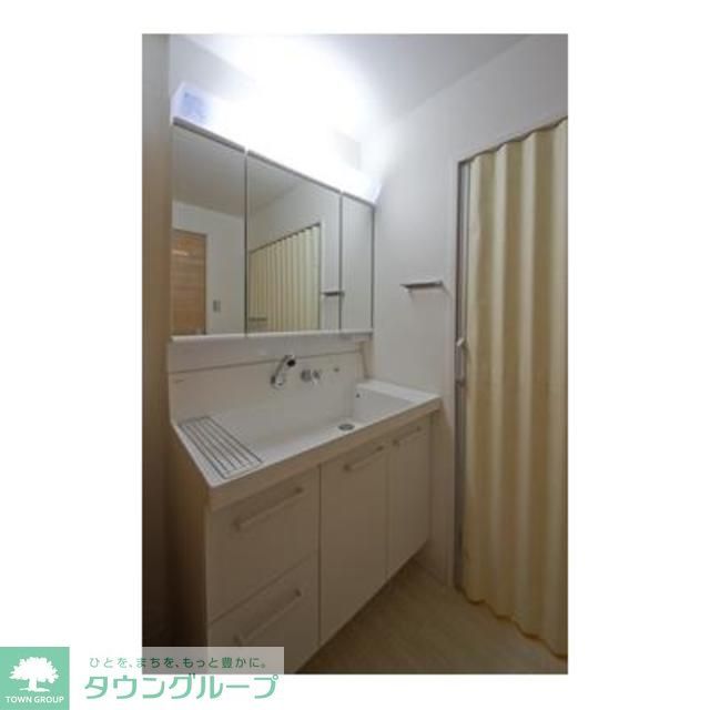 洗面設備　※写真は同タイプ住戸です。