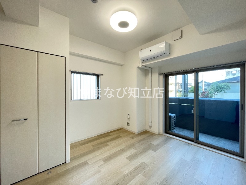 居室・リビング　同型別部屋写真