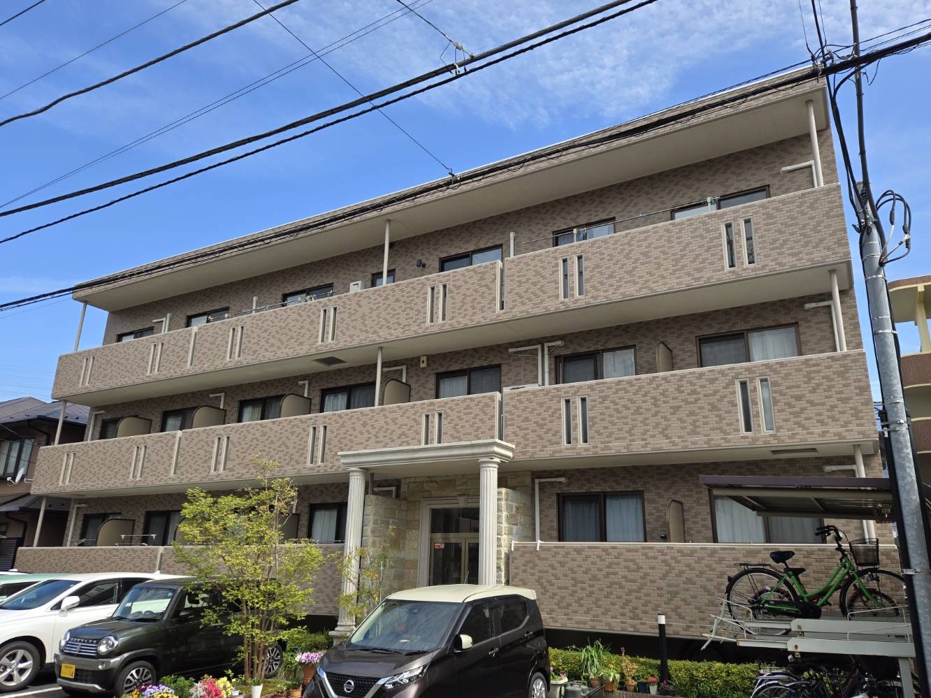 建物外観　敷0礼0で初期費用がお得！橋本駅徒歩圏！人気の都市ガス物件！
