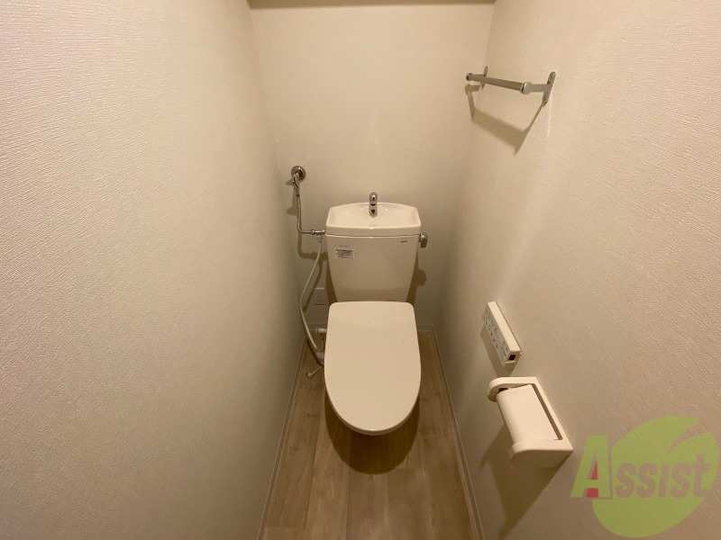 トイレ　トイレです。ウォシュレット付を探している方、おすすめです。