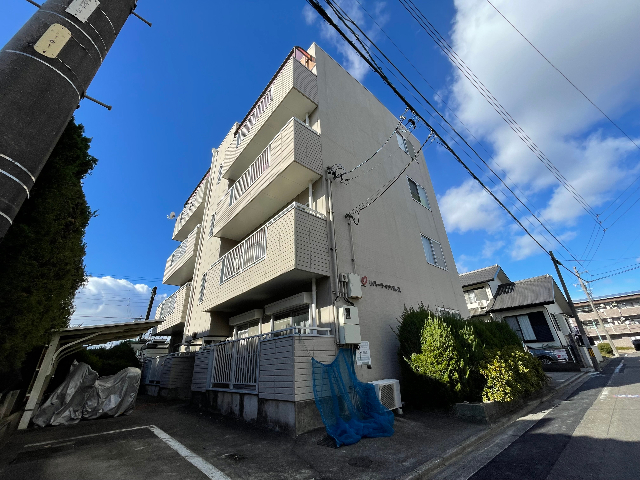 建物外観　南側からの外観
