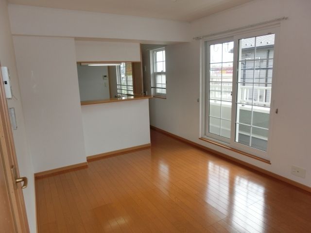 居室・リビング　明るいお部屋です