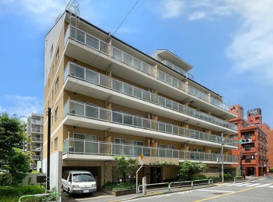 建物外観　★大型娯楽施設や後楽園が徒歩圏内で、休日の散策も楽しめます