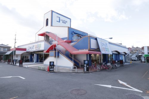 スーパー　じゃんぼ松原食鮮館（スーパー）まで652m