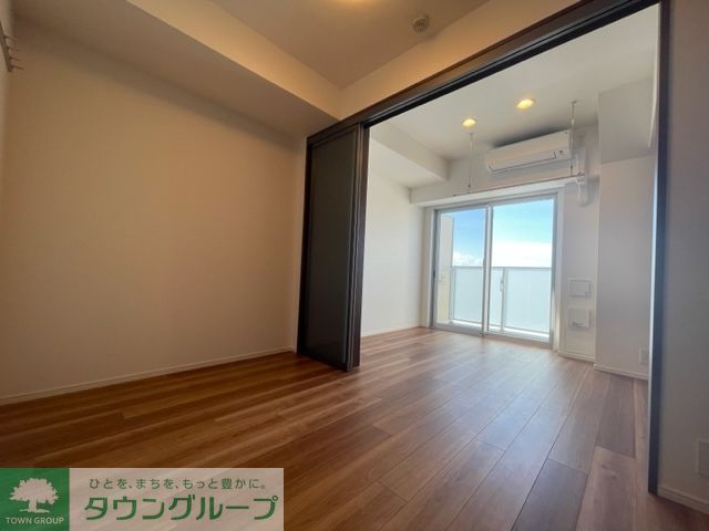 居室・リビング　※別部屋参考写真