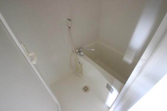 バス・シャワールーム　※掲載写真は同マンション別部屋参考写真となります。