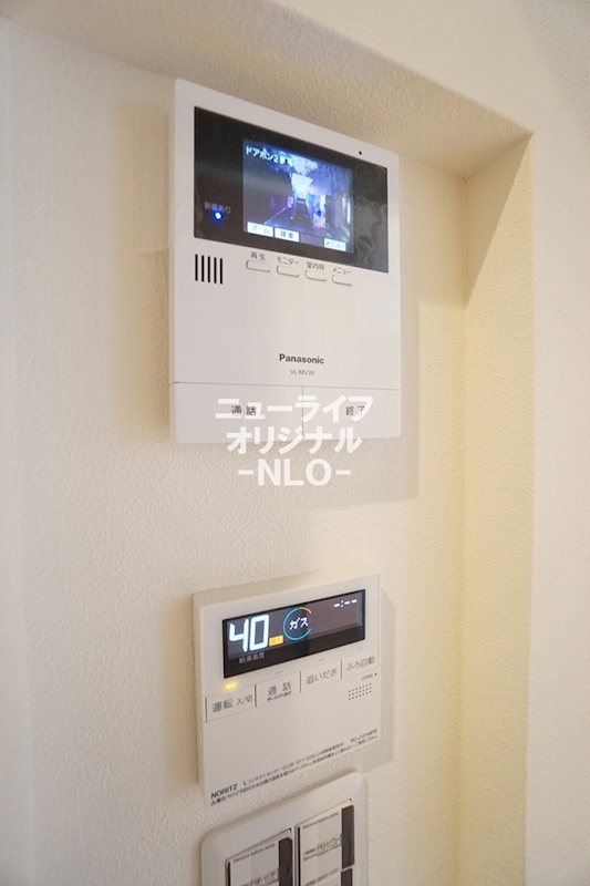 セキュリティ　事前に訪問者を目視できるTVモニターホン付き☆