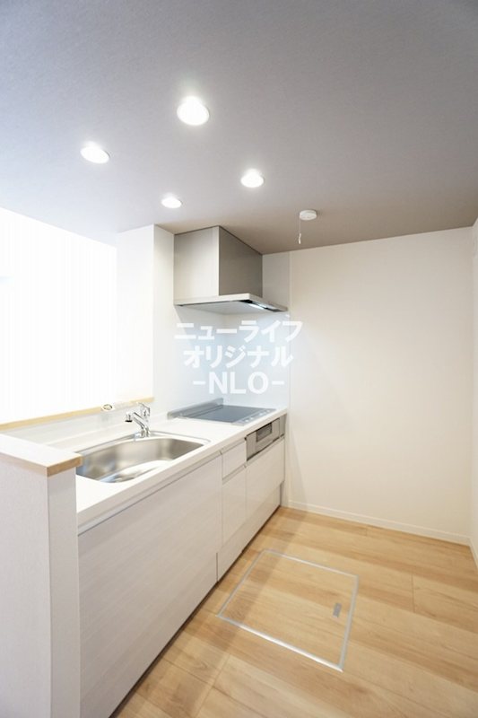 キッチン　調理後のお掃除も簡単なIHクッキングヒーターを採用☆