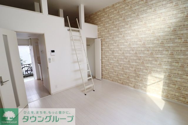 居室・リビング　★オンライン内見対応可能★来店不要★タウンハウジング大和店★