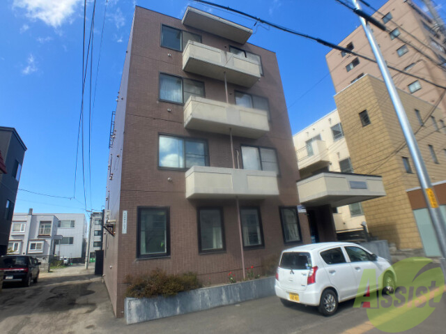 建物外観　札幌市東区北１３条東「メトロノーム」