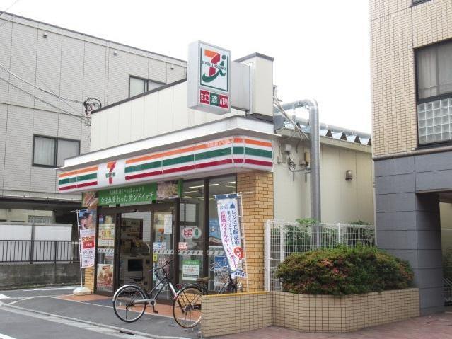 コンビニ　セブンイレブン（コンビニ）まで328m