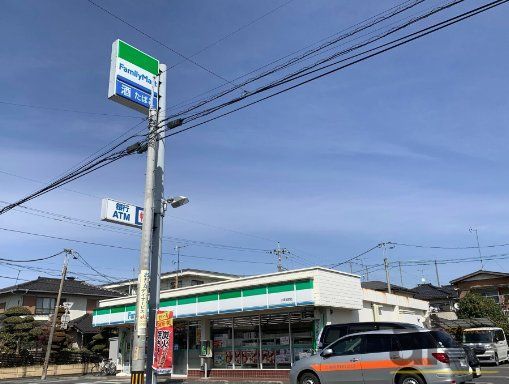 コンビニ　ファミリーマート小坂旭町店（コンビニ）まで320m