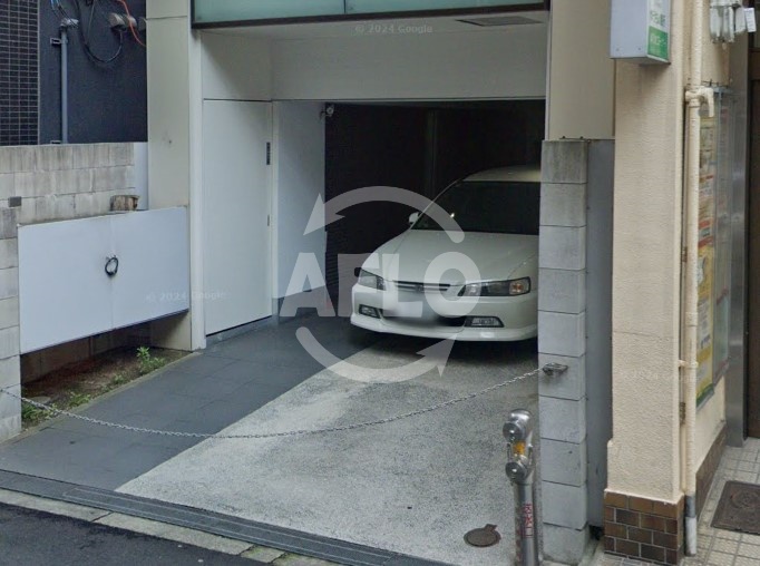 エントランス　サンライズSC　エントランス