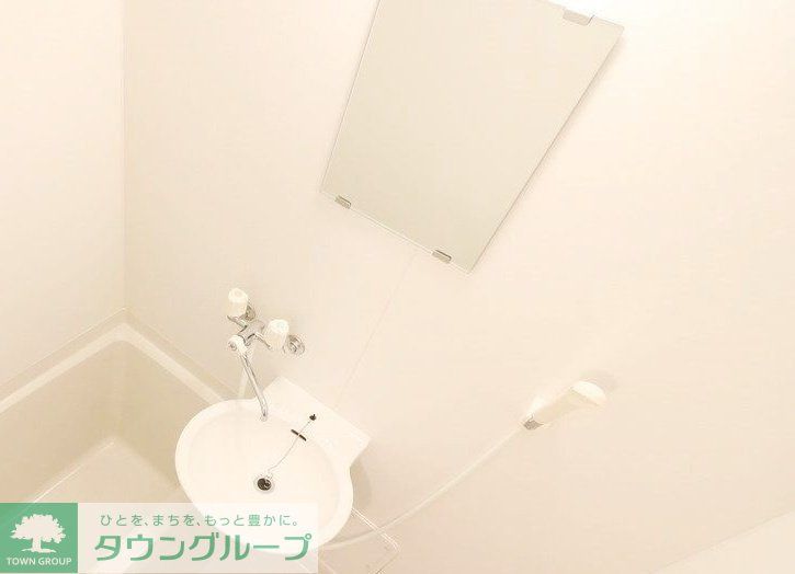 洗面設備　仕様・設備は現況と異なる場合があります（現況優先）