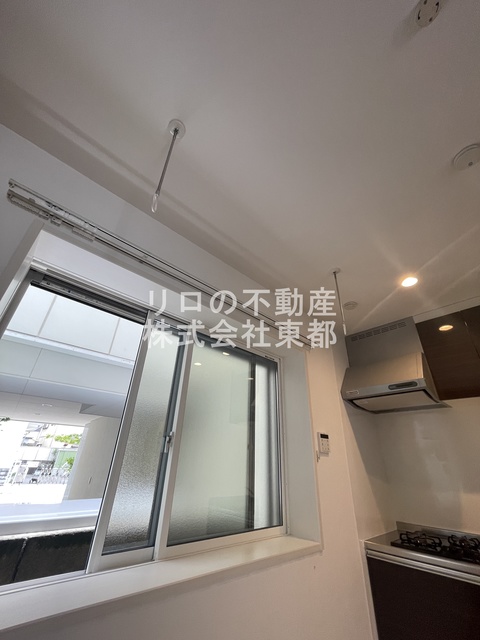 その他設備　室内物干し用金具付！雨の日や梅雨の時期に役立ちます！