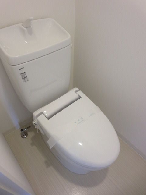 トイレ　★ウォシュレット付のトイレです★