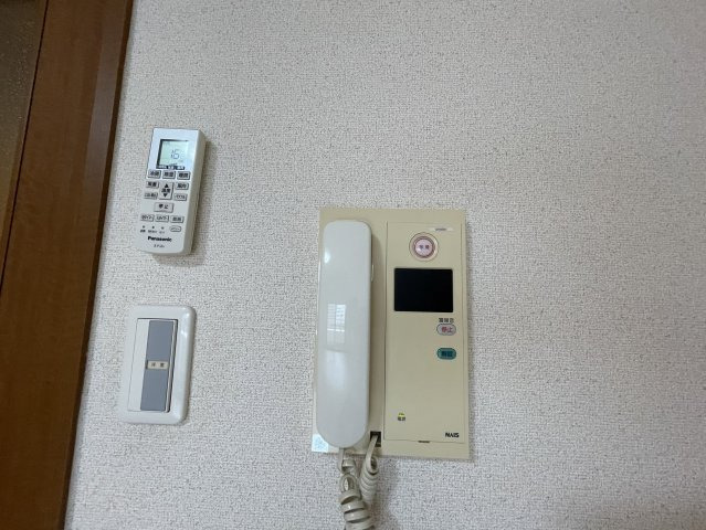 セキュリティ　インターホン付きで安心です。