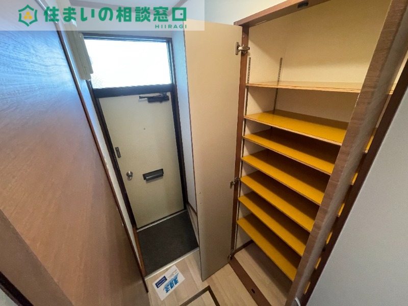 収納　同型