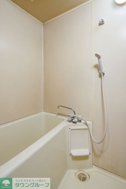 バス・シャワールーム　※写真は同タイプ住戸です。