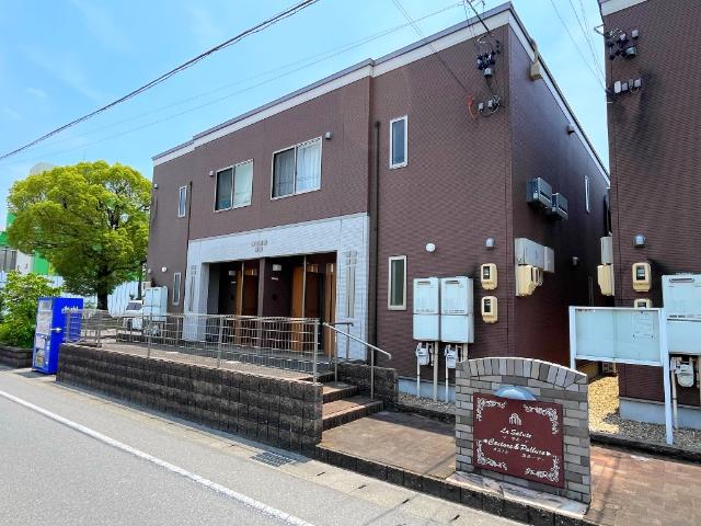 建物外観　外観写真（昼）